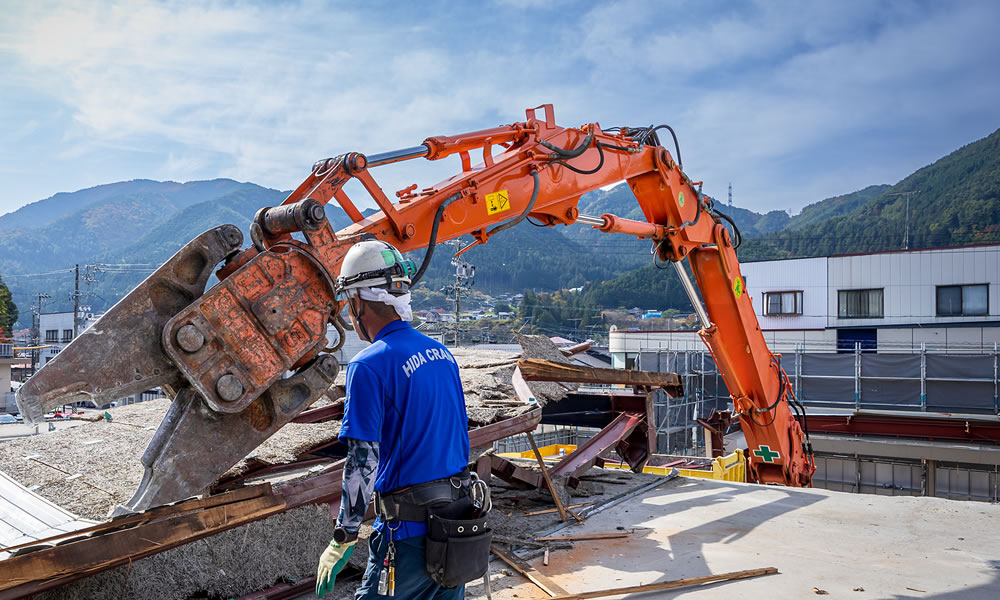 技術と知識を融合し、最適化を導く解体へ