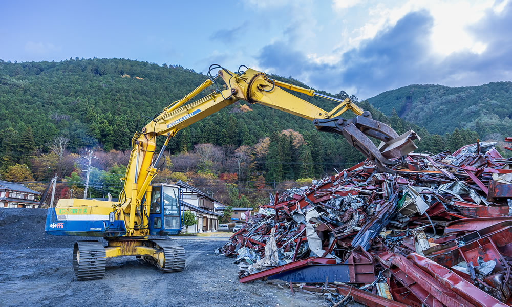 社内敷地で重機の実習も可能